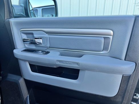 Used 2018 RAM 1500 Big Horn image 28