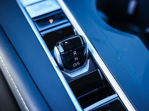 New 2026 Volkswagen Atlas SE image 34