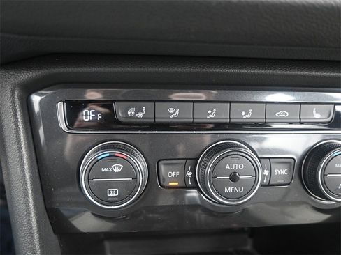 Used 2021 Volkswagen Tiguan SEL Premium R-Line image 29