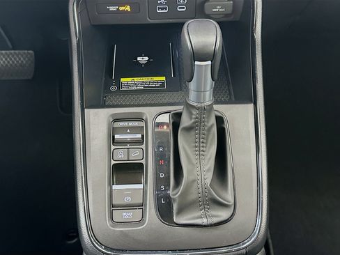 Used 2025 Honda CR-V EX-L image 24