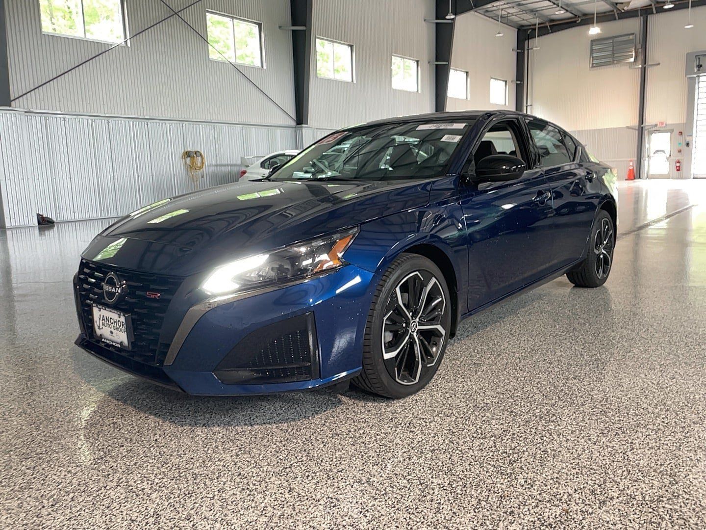 Used 2023 Nissan Altima 2.5 SR w/ SR Premium Package AWD/4WD image 6