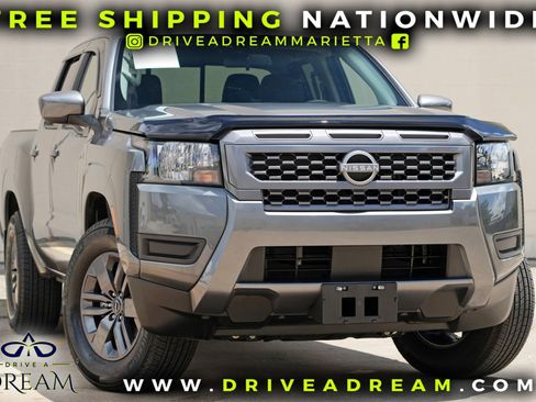 Used 2025 Nissan Frontier SV w/ Tow Package RWD image 2