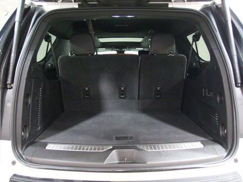 Used 2023 GMC Yukon XL Denali Ultimate AWD/4WD image 25