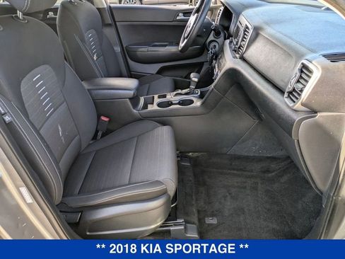Used 2018 Kia Sportage LX image 41