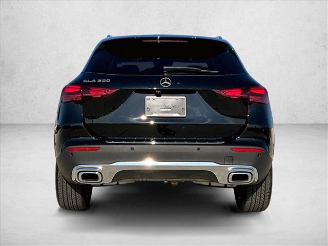Used 2026 Mercedes-Benz GLA 250 image 4