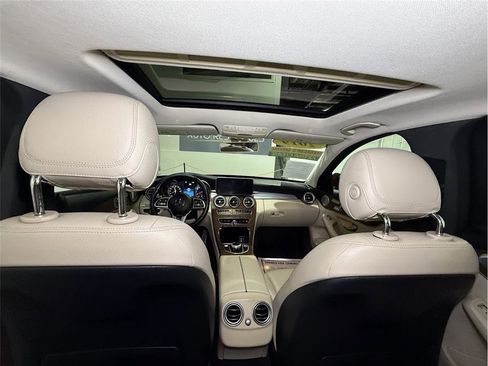 Used 2019 Mercedes-Benz C 300 Sedan image 16