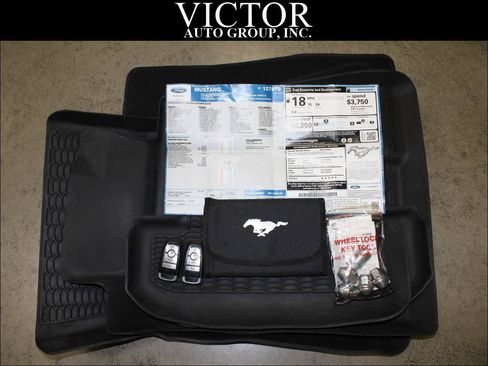 Used 2020 Ford Mustang GT Premium w/ Carbon Sport Interior Package RWD image 40