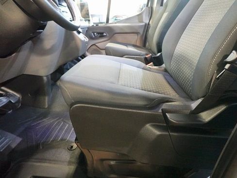 Used 2024 Ford E-Transit 148 High Roof image 13