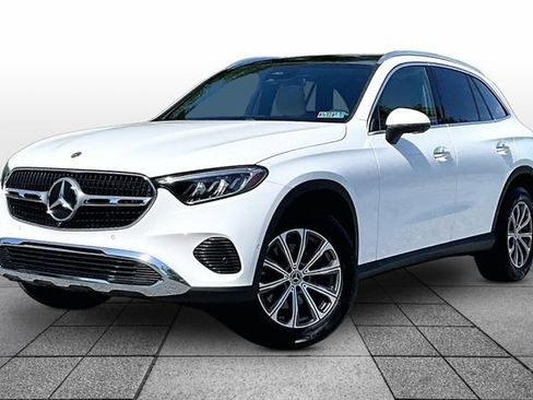 Certified 2026 Mercedes-Benz GLC 300 4MATIC image 4