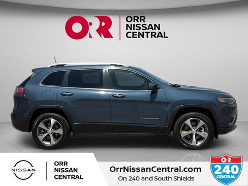 Used 2021 Jeep Cherokee Limited AWD/4WD image 4