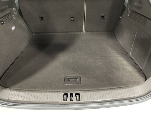 Used 2021 Lincoln Nautilus Standard image 12