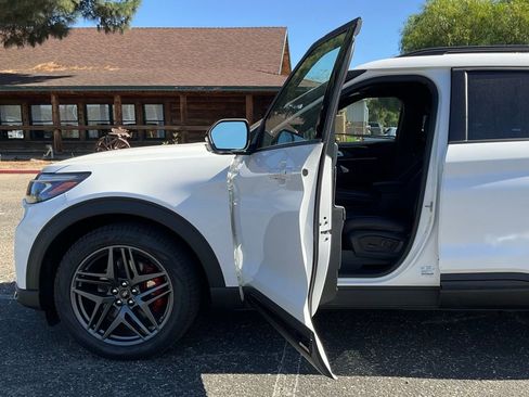 New 2025 Ford Explorer ST w/ Sun And Sound Package image 47