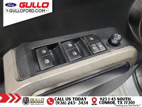 Used 2020 Toyota Tacoma SR5 image 21