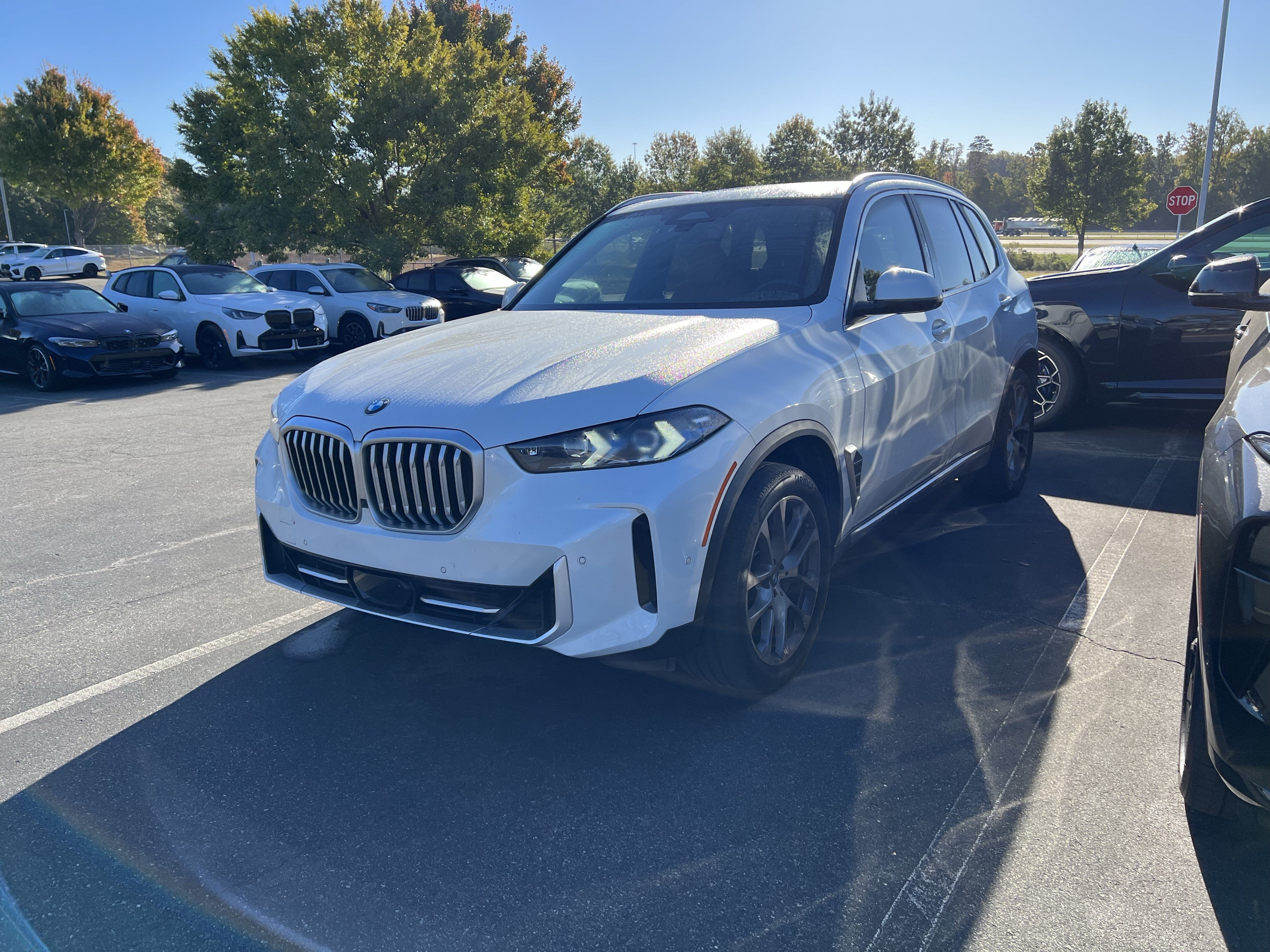 Certified 2024 BMW X5 xDrive40i w/ Premium Package AWD/4WD image 6