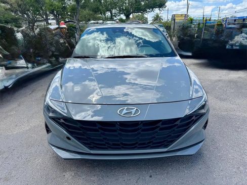 Used 2021 Hyundai Elantra SEL image 8
