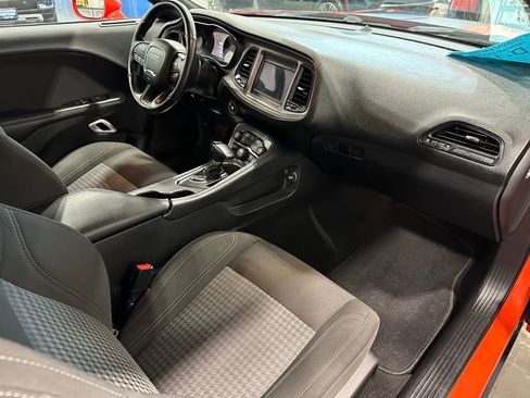 Used 2023 Dodge Challenger SXT w/ Blacktop Package image 31