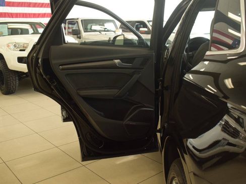 Used 2022 Audi SQ5 Premium Plus w/ Premium Plus Package AWD/4WD image 73