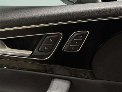 Used 2017 Audi Q7 3.0T Premium Plus w/ Premium Plus Package AWD/4WD image 25