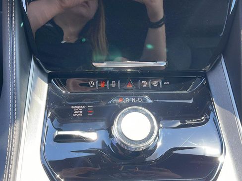 New 2026 Jeep Grand Wagoneer Limited AWD/4WD image 19