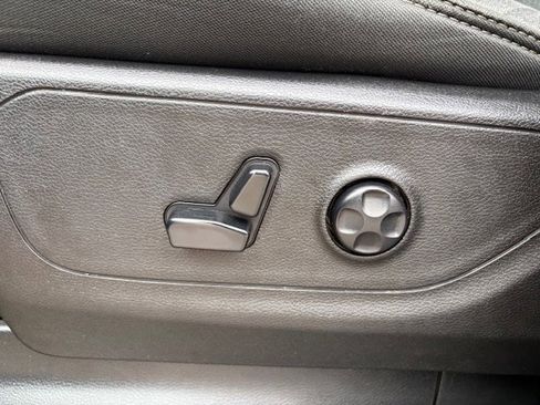 Used 2020 RAM 1500 Big Horn image 14