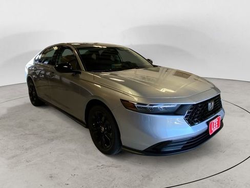 New 2025 Honda Accord SE image 7