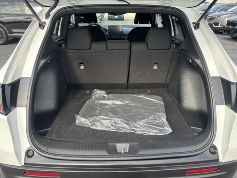 Certified 2027 Honda HR-V Sport image 12