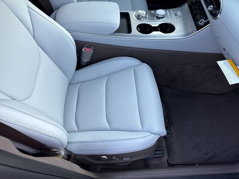 New 2026 Genesis GV70 2.5T Advanced image 16