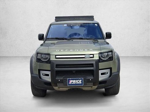Used 2020 Land Rover Defender 110 SE image 2
