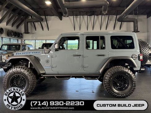 Used 2025 Jeep Wrangler Unlimited Rubicon 4xe w/ Safety Group AWD/4WD image 16