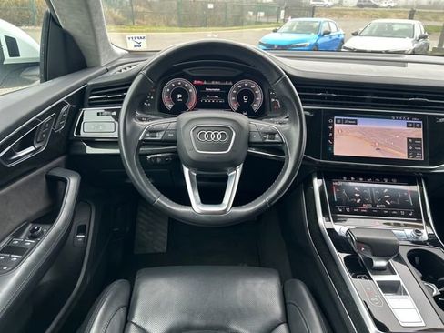 Used 2019 Audi Q8 Prestige w/ Luxury Package image 20