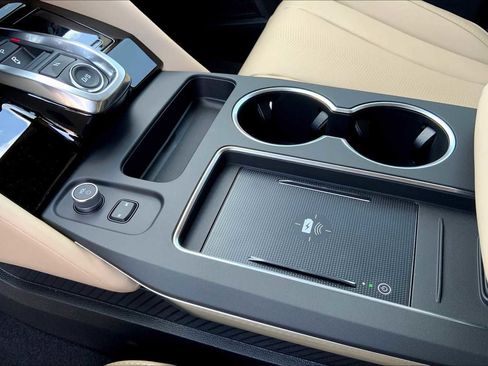 Used 2026 Acura MDX FWD w/ Technology Package image 18