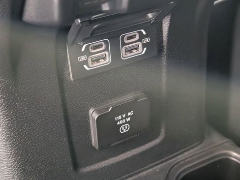 Certified 2023 Jeep Gladiator Overland image 25