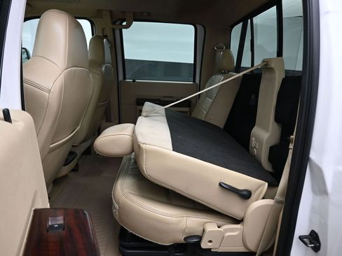 Used 2010 Ford F250 Lariat image 30