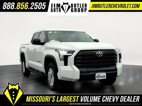 Used 2025 Toyota Tundra SR5 w/ SR5 Premium Package image 6