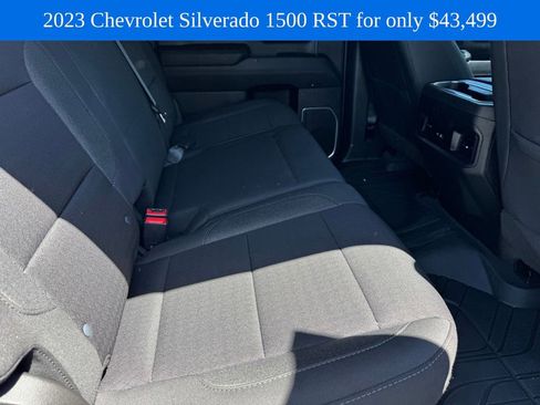 Used 2023 Chevrolet Silverado 1500 RST w/ Redline Edition AWD/4WD image 10
