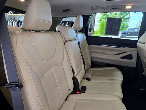 Used 2023 INFINITI QX60 Sensory w/ Vision Package AWD/4WD image 30