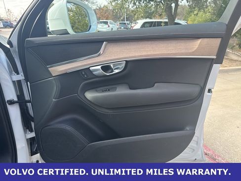 Certified 2025 Volvo XC90 B6 Plus image 11