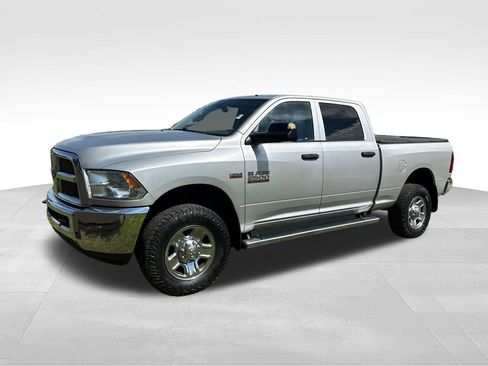 Used 2015 RAM 2500 Tradesman w/ Chrome Appearance Group AWD/4WD image 3