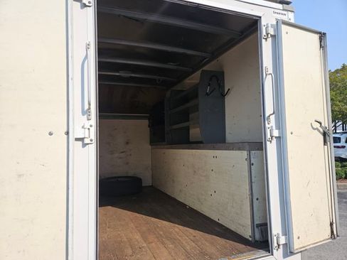 Used 2016 GMC Savana 3500 RWD image 21