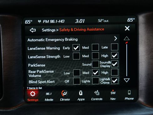 Used 2018 Dodge Charger R/T image 31