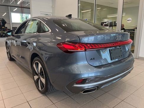 Used 2025 Audi A5 2.0T Premium Plus w/ Premium Plus AWD/4WD image 5