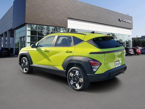 Certified 2025 Hyundai Kona SEL AWD/4WD image 3