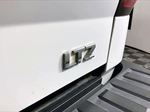 Used 2014 Chevrolet Silverado 1500 LTZ Z71 w/ LTZ Plus Package image 10