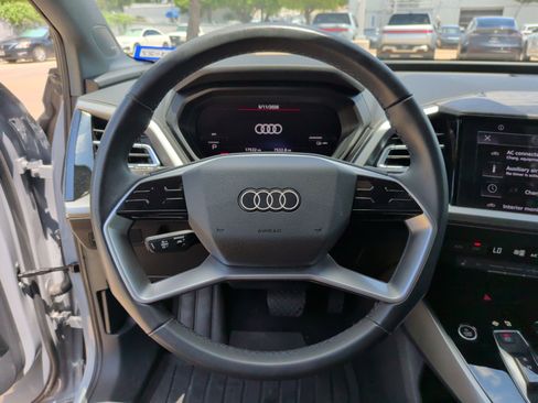 Certified 2023 Audi Q4 e-tron Premium Plus w/ Premium Plus RWD image 15
