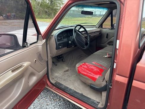 Used 1994 Ford F150 2WD Regular Cab image 6