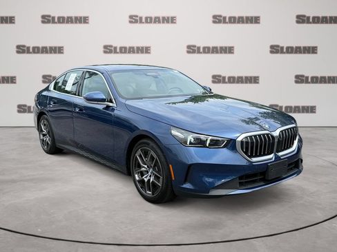 Used 2026 BMW 540i xDrive AWD/4WD image 7
