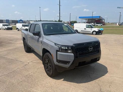 Used 2026 Nissan Frontier SV w/ SV Convenience Package AWD/4WD image 8