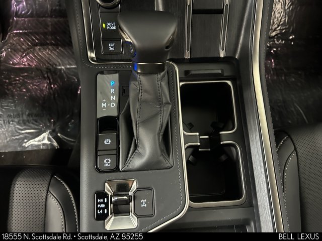 Used 2026 Lexus GX 550 w/ Accessory Package (2T) AWD/4WD image 25