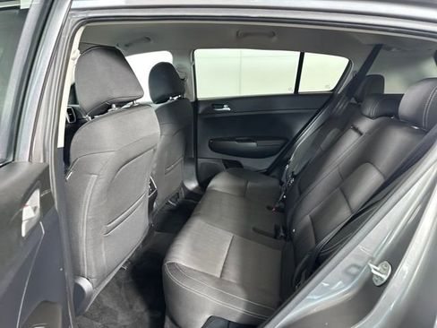 Used 2017 Kia Sportage LX image 30