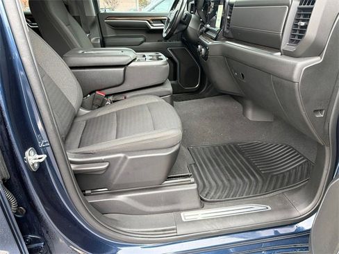 Used 2022 Chevrolet Silverado 1500 LT image 13